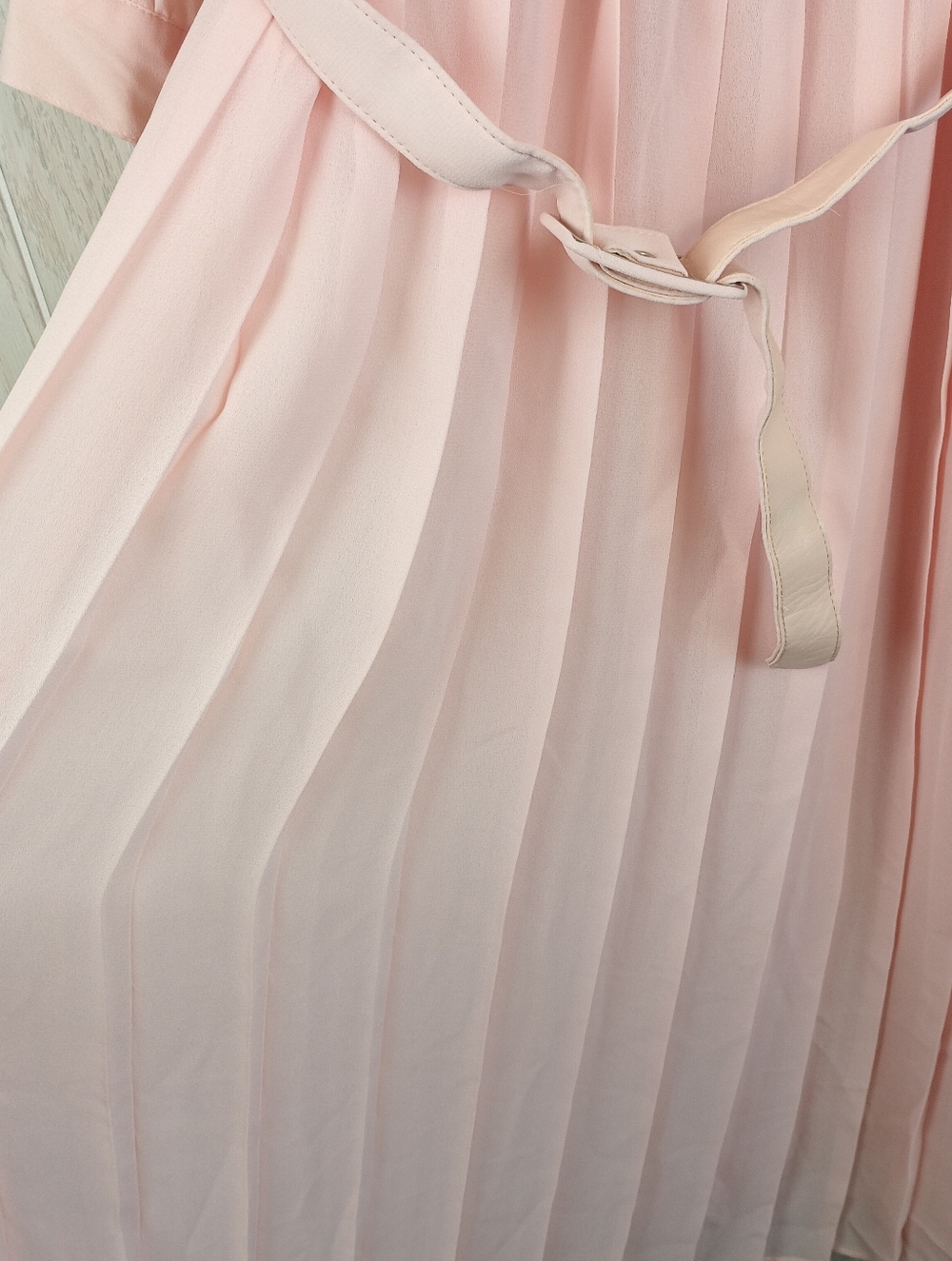 VTG Seret Dress Early 80’s 90s light pink sheer midi length sz 14 button back. - Picture 5 of 16